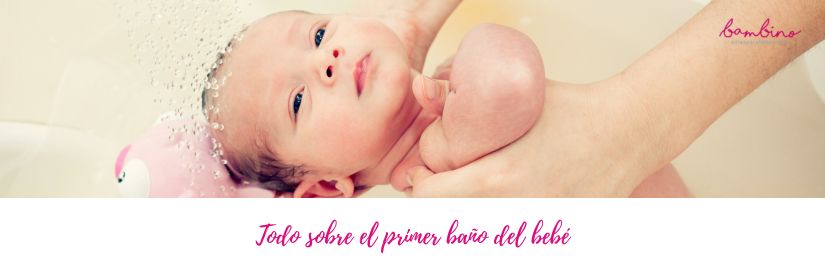 Primer baño del bebé en casa con seguridad